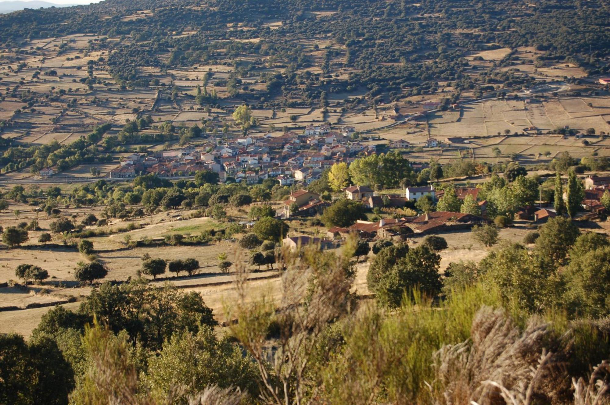 Casas Rurales Lalo Y Chelo La Aldehuela ภายนอก รูปภาพ