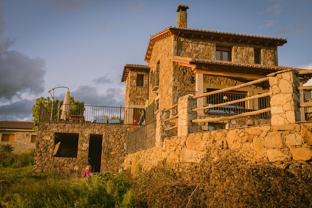 Casas Rurales Lalo Y Chelo La Aldehuela ภายนอก รูปภาพ