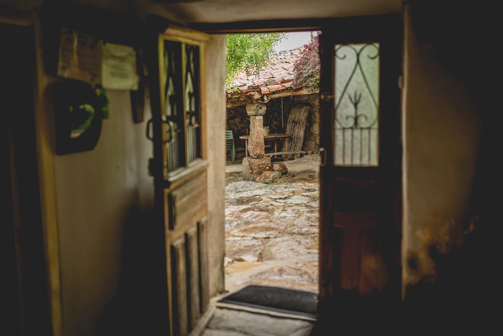 Casas Rurales Lalo Y Chelo La Aldehuela ภายนอก รูปภาพ