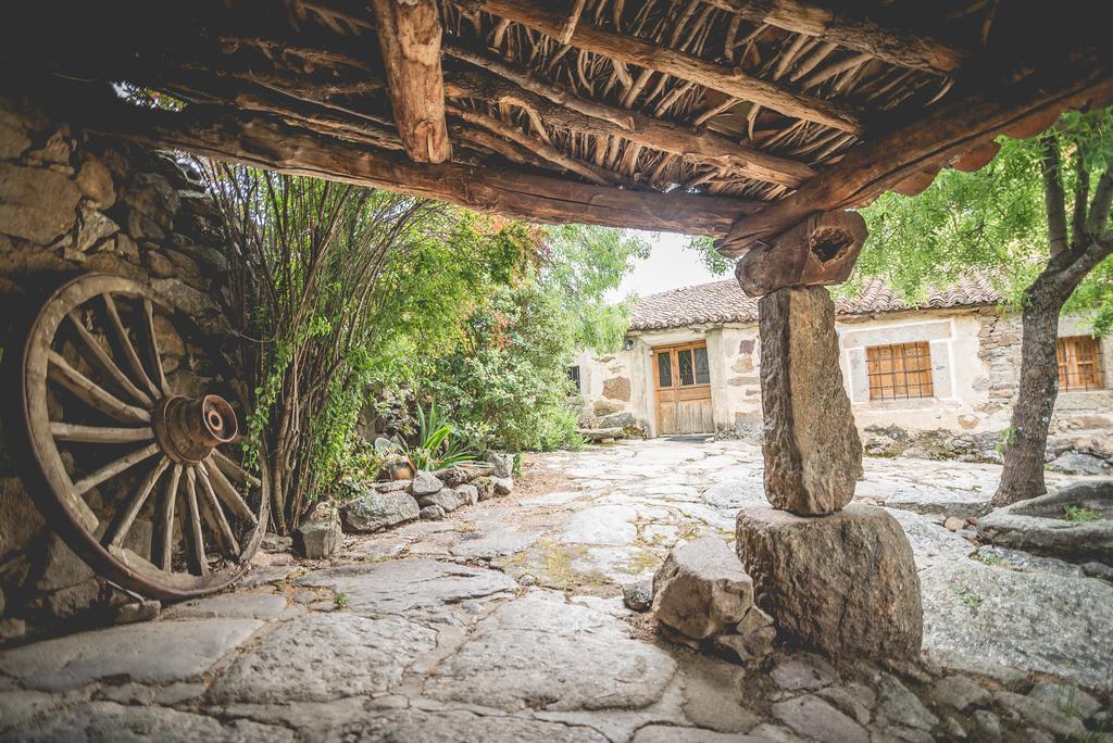 Casas Rurales Lalo Y Chelo La Aldehuela ภายนอก รูปภาพ
