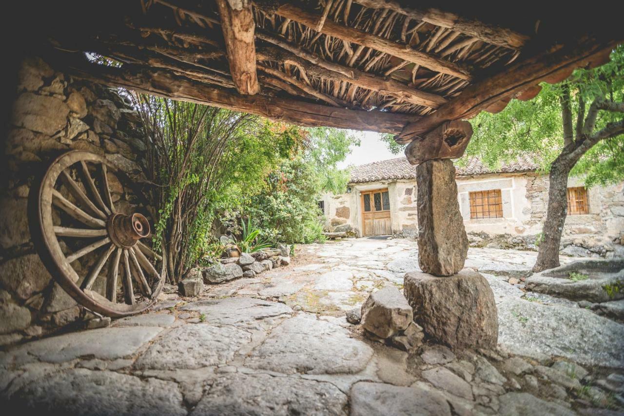 Casas Rurales Lalo Y Chelo La Aldehuela ภายนอก รูปภาพ