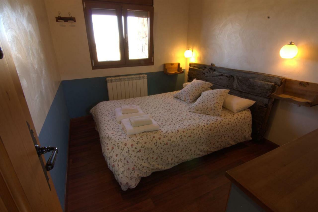 Casas Rurales Lalo Y Chelo La Aldehuela ภายนอก รูปภาพ