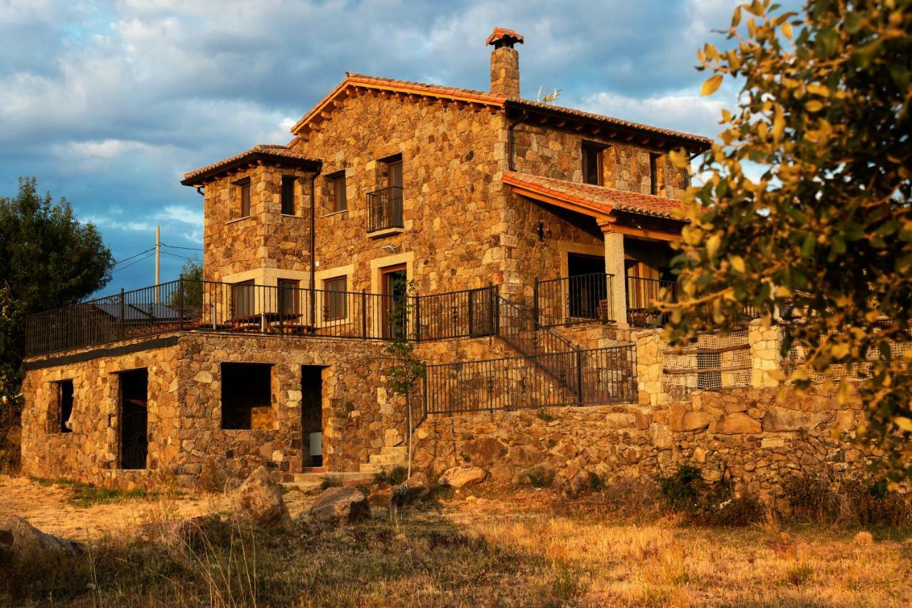 Casas Rurales Lalo Y Chelo La Aldehuela ภายนอก รูปภาพ